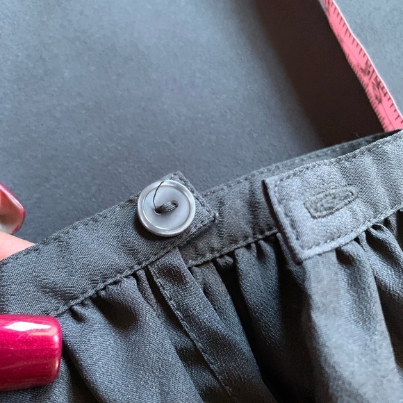 Xhilaration Gray Blouse‎ Button Down Back Floral Cutouts - Picture 10 of 12